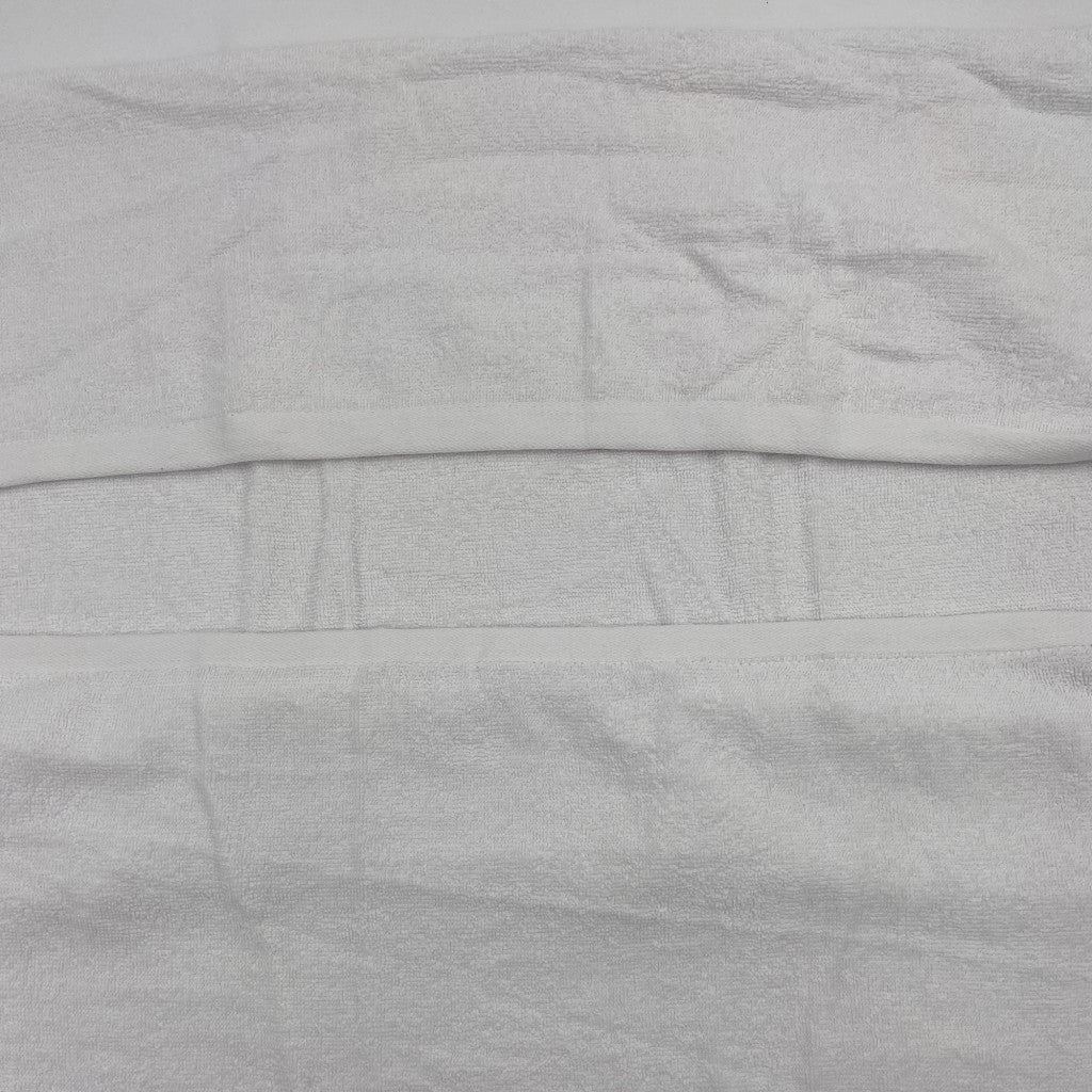 Fehér szállodai minőségű törölköző 400GSM anyagból 70x140 cm