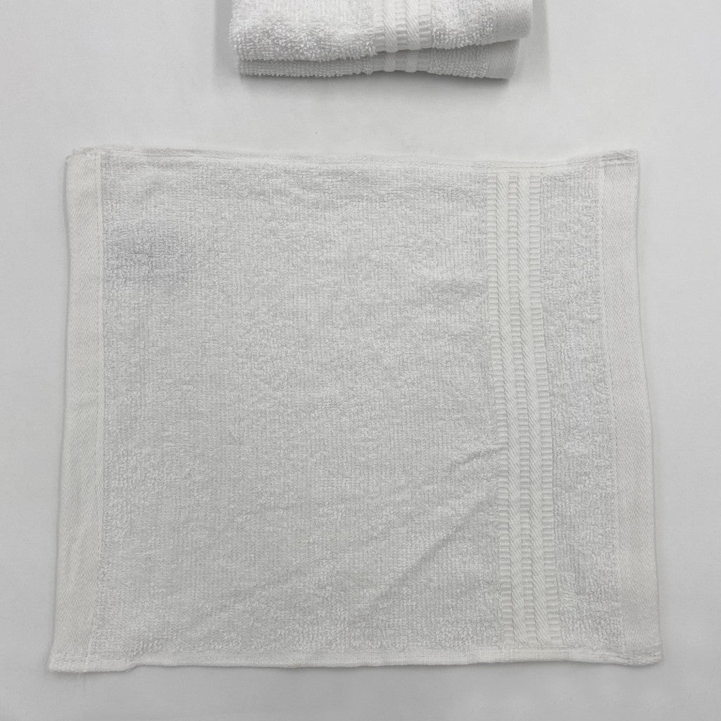 Fehér Prémium Frottír törölköző 500GSM anyagból 30x30 cm