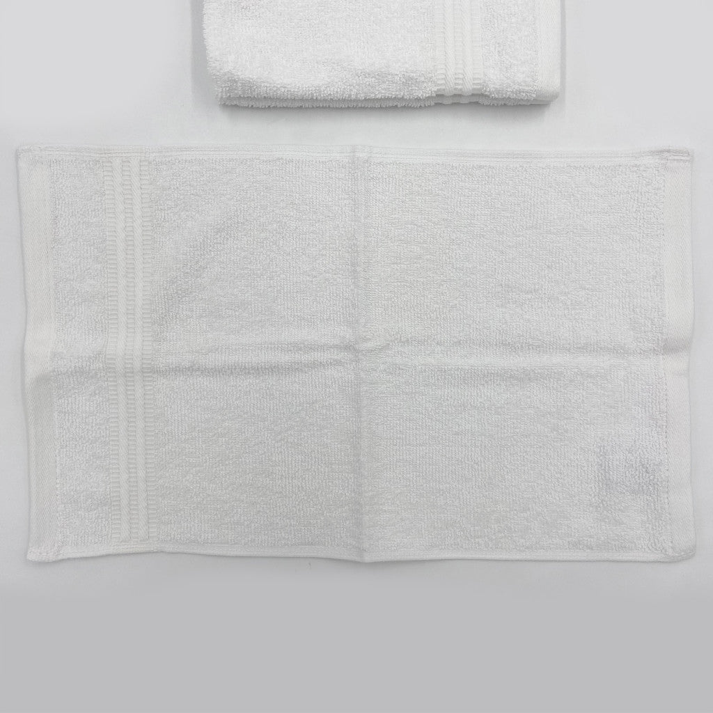 Fehér prémium szállodai minőségű törölköző kéztörlő 420GSM anyagból 30x50 cm