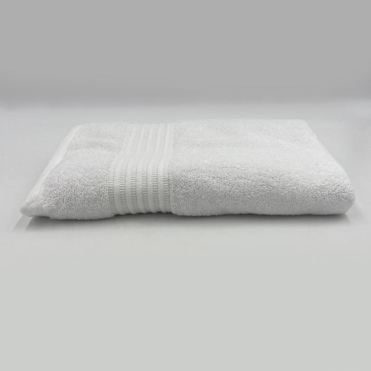 Fehér prémium szállodai minőségű törölköző 520GSM anyagból 70x140 cm